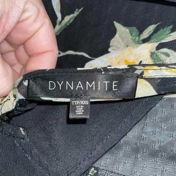 Dynamite Romper - Picture 6 of 6